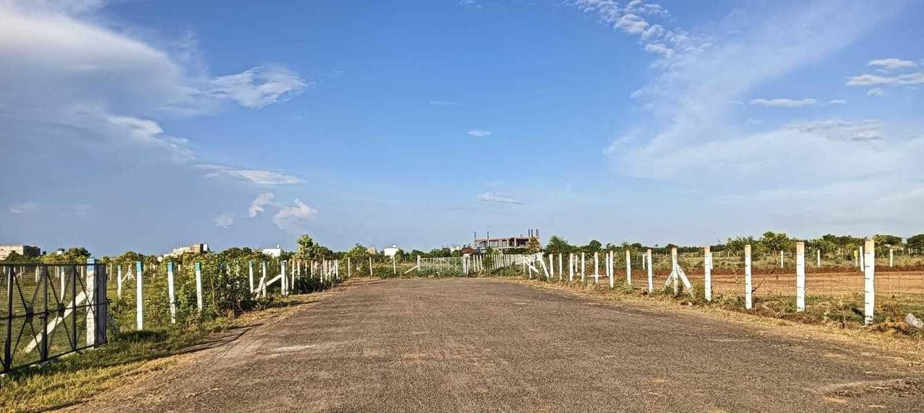  aura avenue Plot