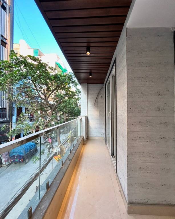  metro floors Balcony