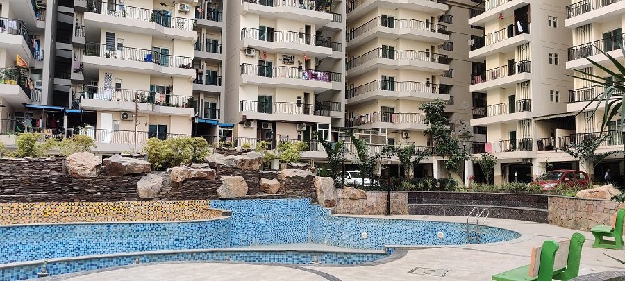  windsor paradise 2 block f Swimming Pool