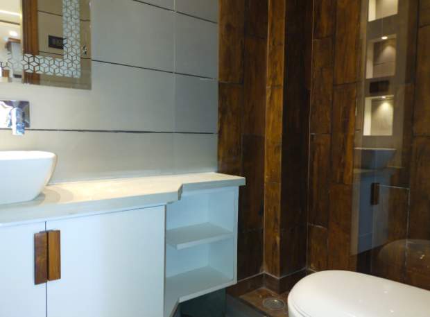  trp luxurious homes Bathroom