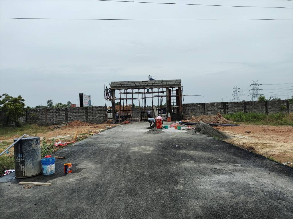  stepsstone srinivasa palms Plot