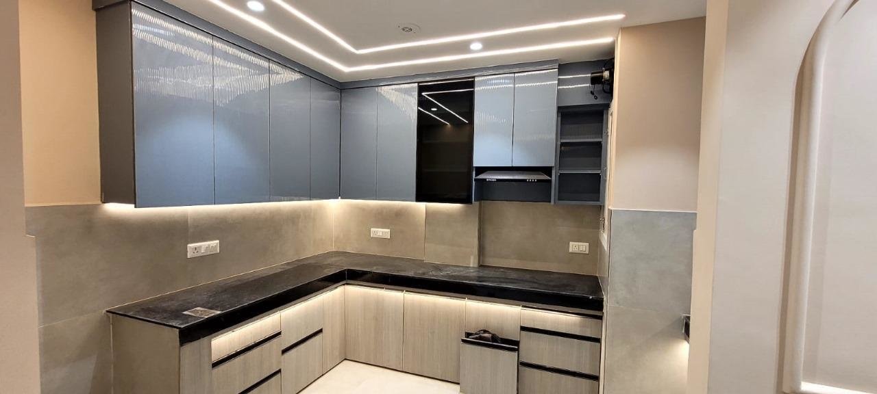  the crest by jd real estate Kitchen