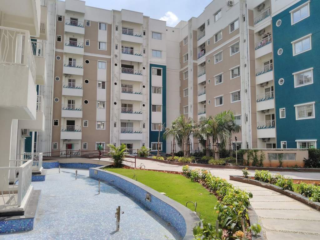  palm riviera phase 2 Fountains