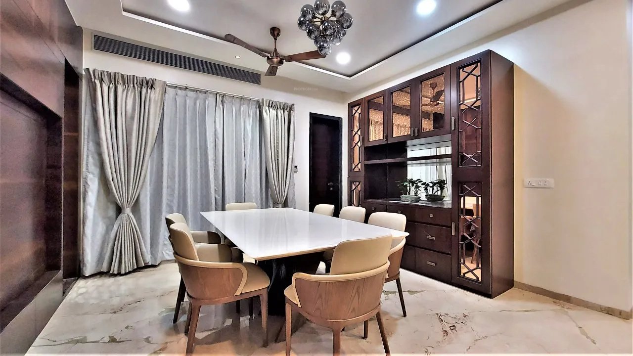  woods estate Dining Area