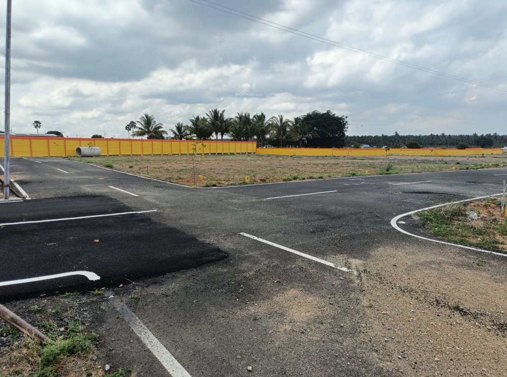  bogar avenue Internal Roads & Footpaths