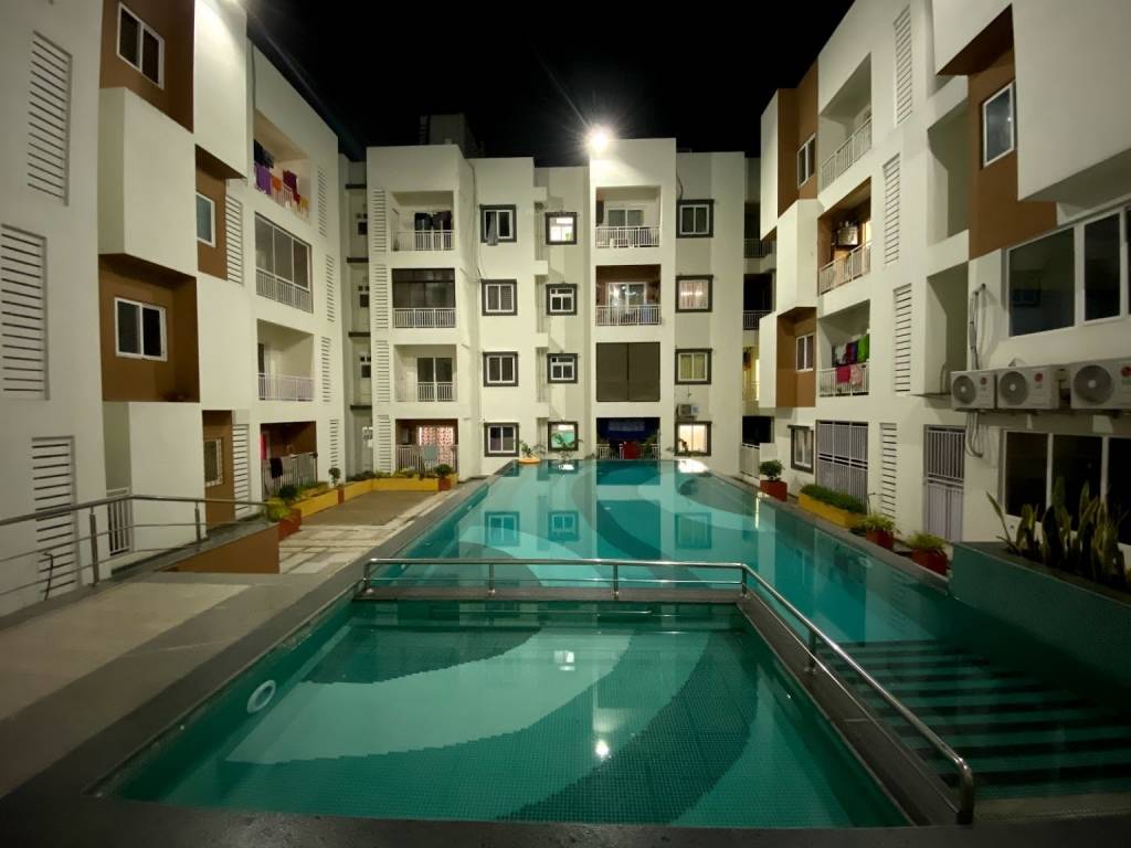  courtyard phase 2 Swimming Pool