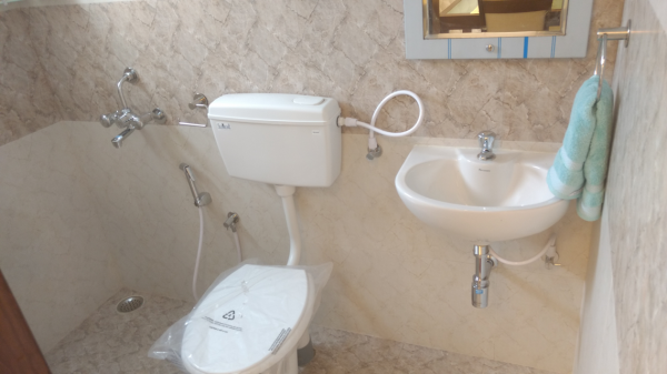  courtyard-phase-2 Bathroom