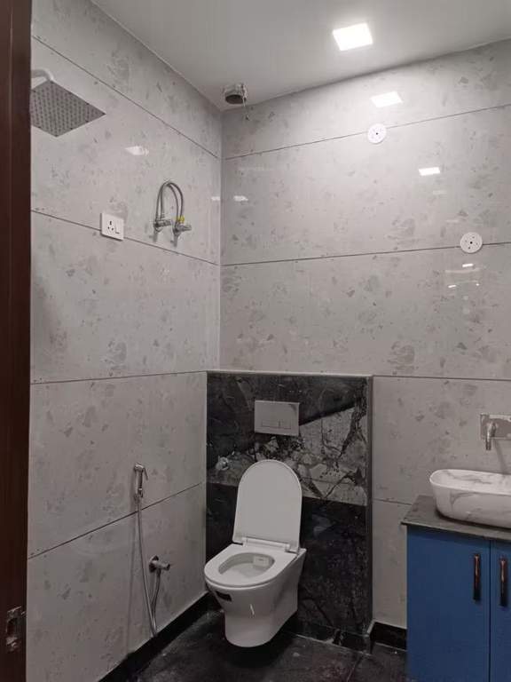 shivam affordable & premium homes rohini Bathroom
