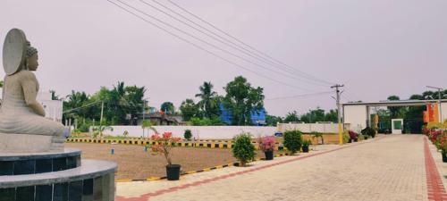  redhills-garden Internal Roads & Footpaths