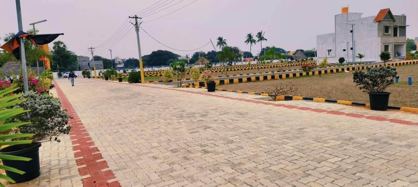  redhills garden Internal Roads & Footpaths