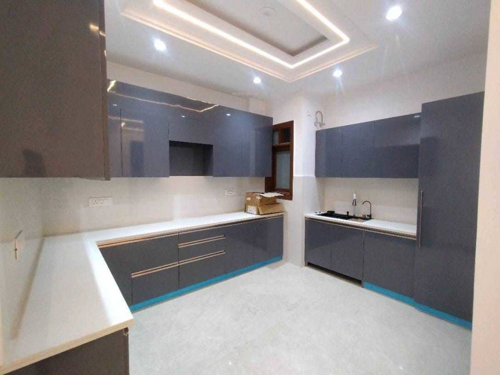 ultra luxury floors Kitchen