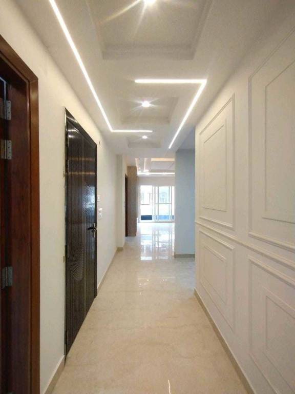 ultra luxury floors Lobby