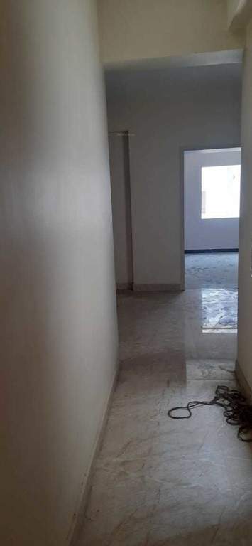  pallikaranai rich in Lobby