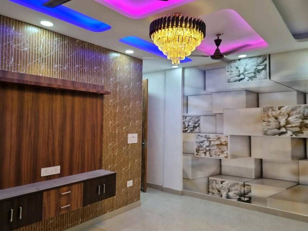  the crest Living Area