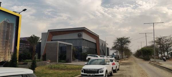 constructionStatus of SKA Divine