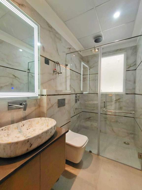  luxury builder floors Bathroom