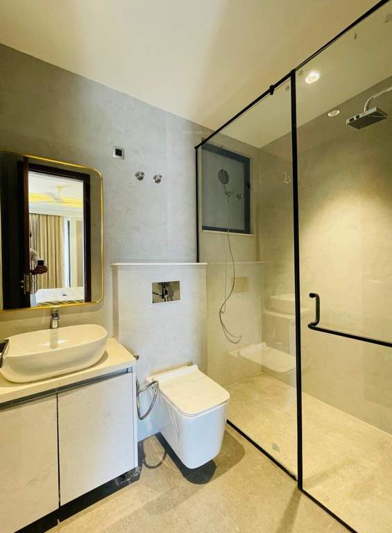  luxury builder floors Bathroom