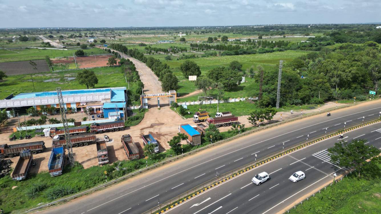  sreenidhi neocity Plot