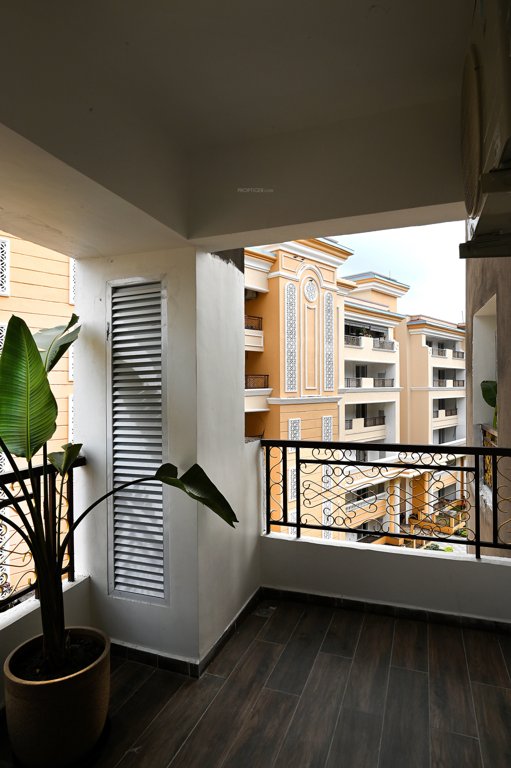 noor us sabah residency Balcony