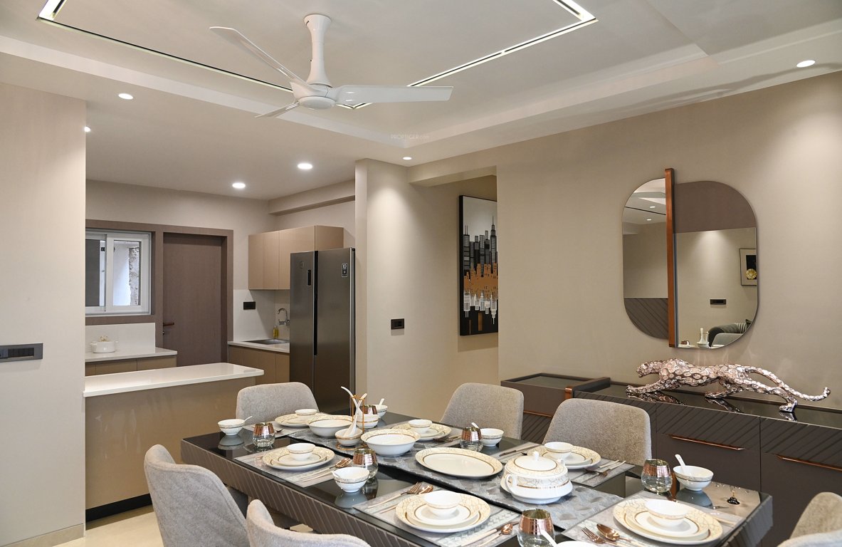 noor us sabah residency Dining Area