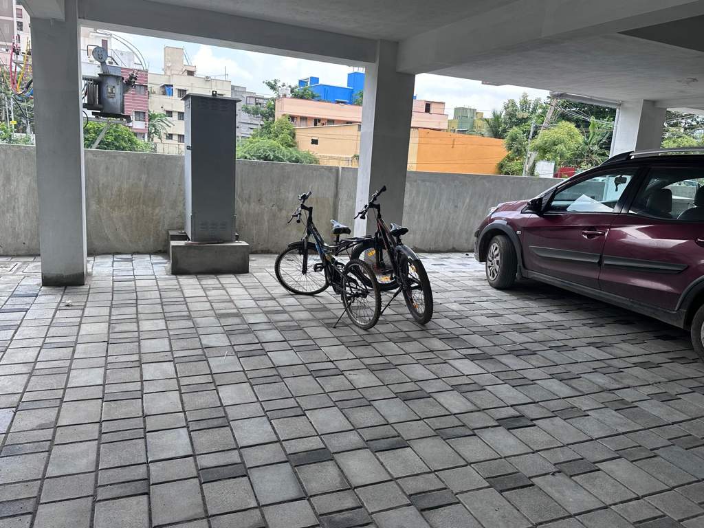  kathirgamam Car Parking