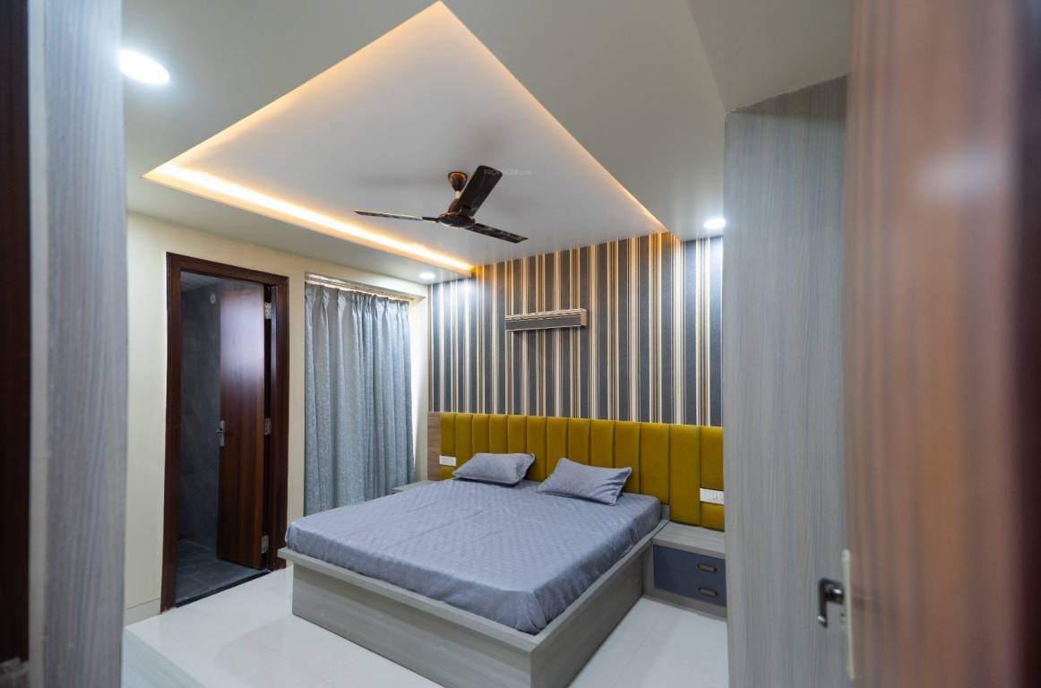  urban height Bedroom