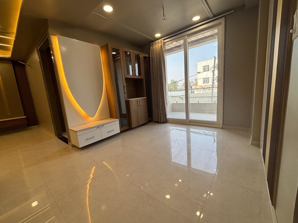  royal regaliya Living Area