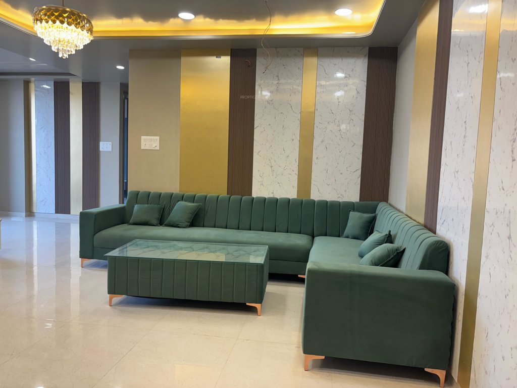  royal regaliya Living Area