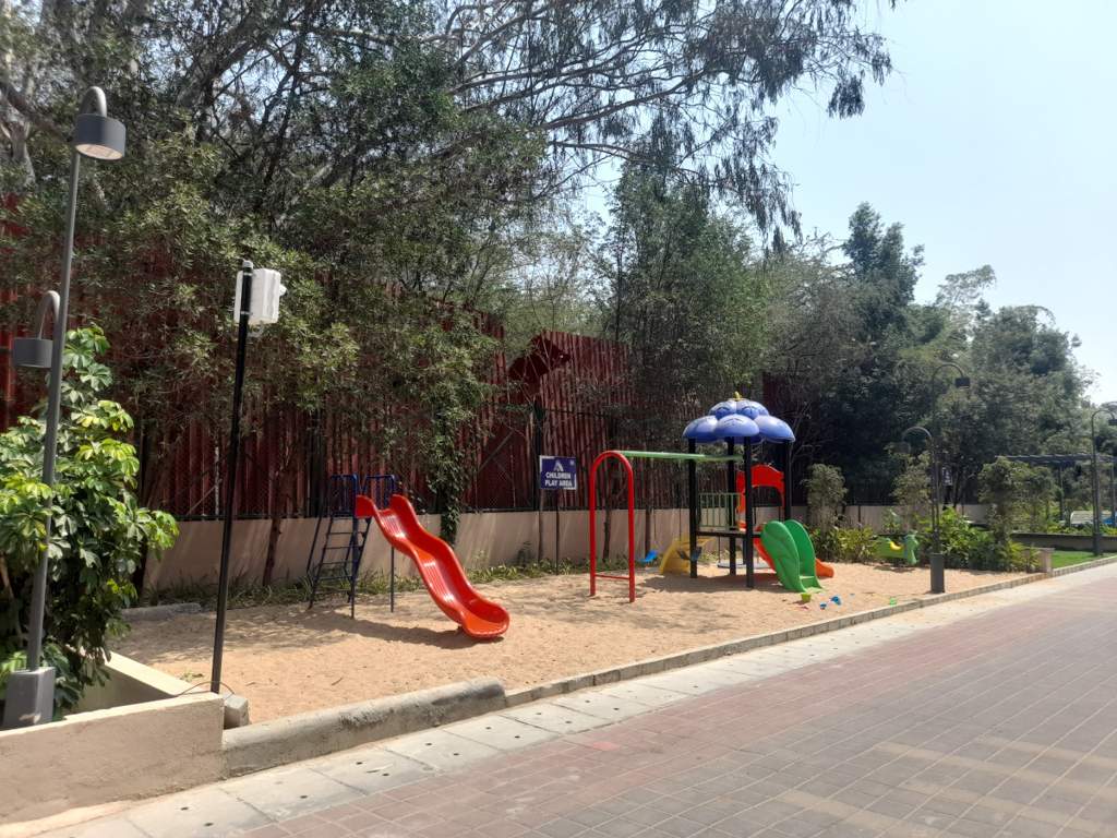  court Children's play area