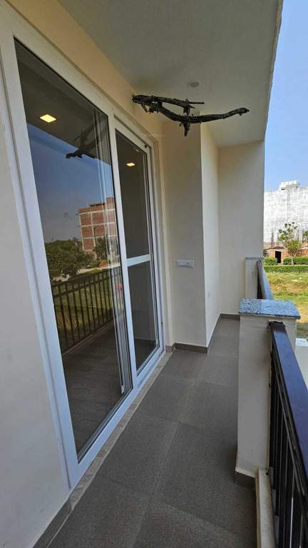  luxury floors Balcony