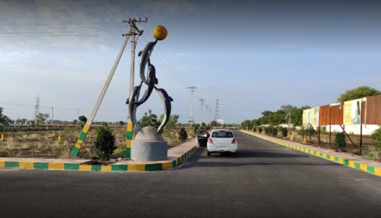  perams aditya akshita Plot