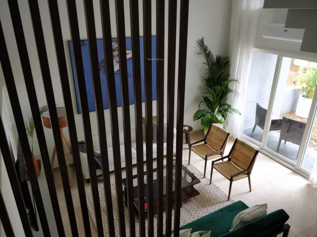  leaves and lives Living Area