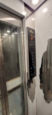  builder-floors Lift(s)