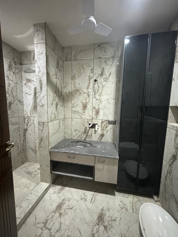  geogrand luxury floors Bathroom