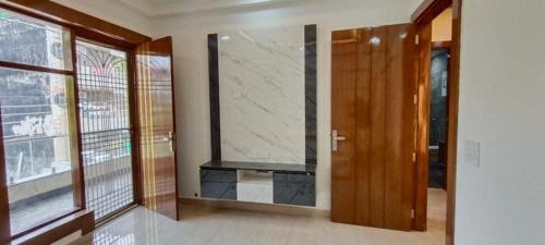 Bedroom ultra-luxury-floors Bedroom