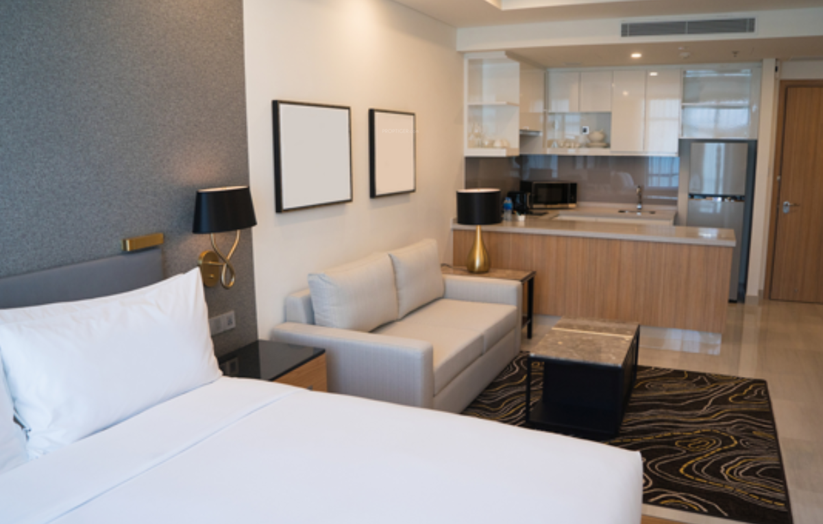  executive home Bedroom