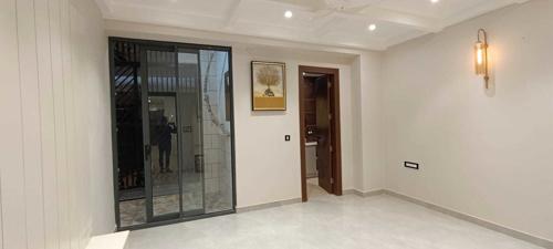 Bedroom geogrand-ultra-luxurious-floors Bedroom