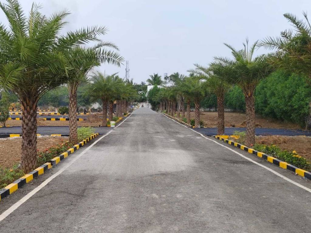  kumaran garden Plot