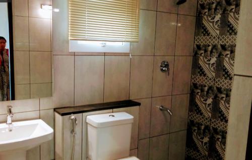  finsbury-park Bathroom