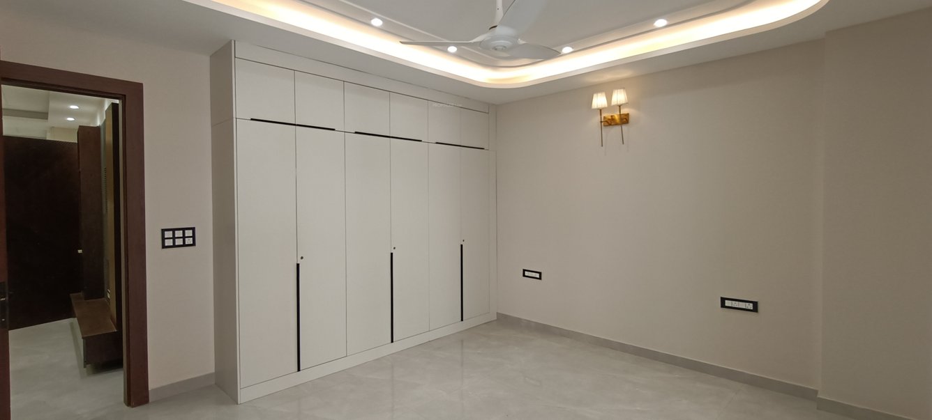 independent floors Bedroom