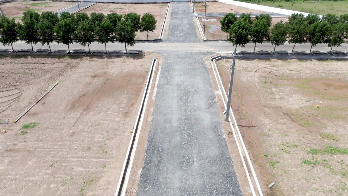  balaji residential town Plot