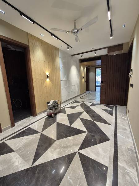  ultra-luxury-builder-floors 