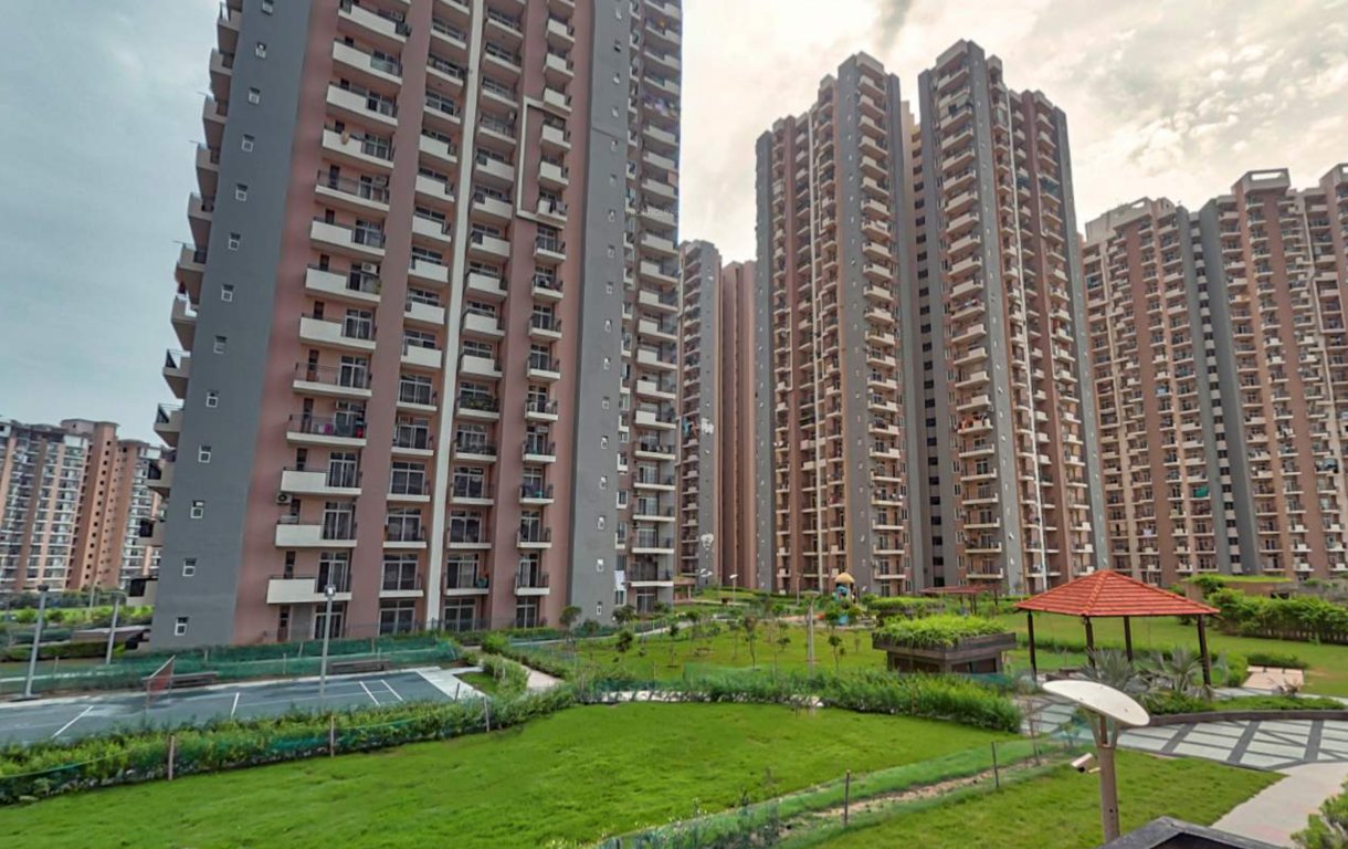 towers i and j r g luxury homes Elevation