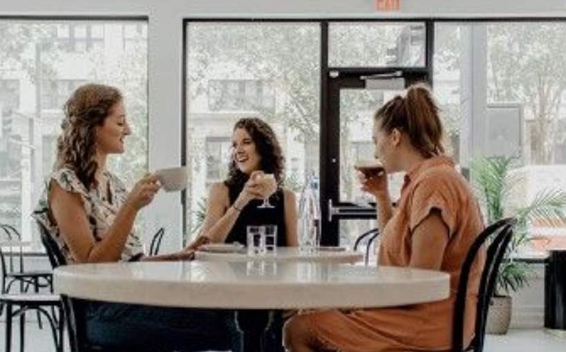 towers i and j r g luxury homes Cafeteria