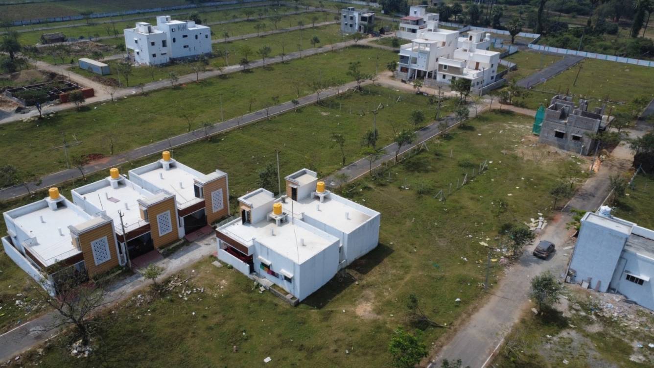  akash garden phase 3 Plot