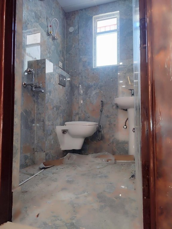 twin clarus Bathroom