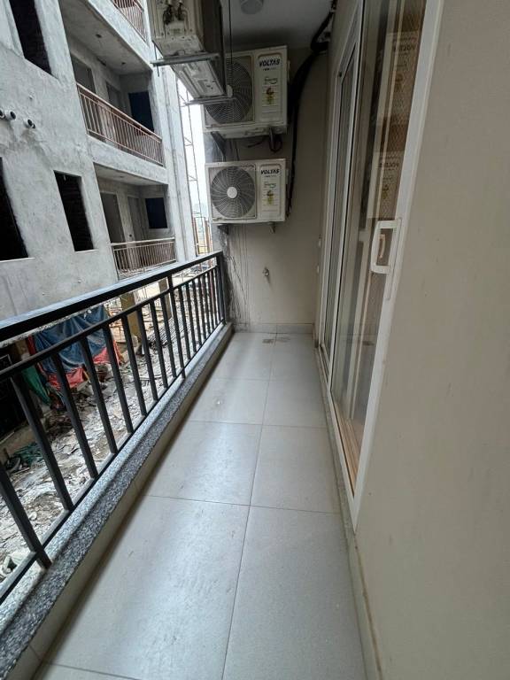  victory floors Balcony