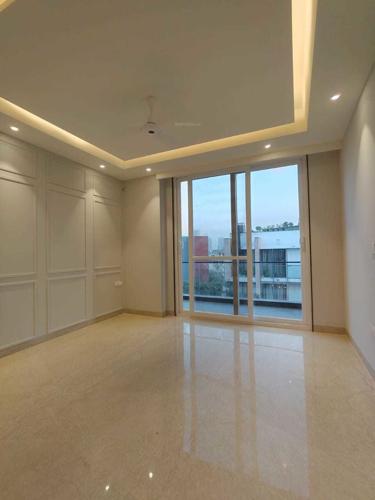  luxury-floors-sushant-lok-3 Bedroom