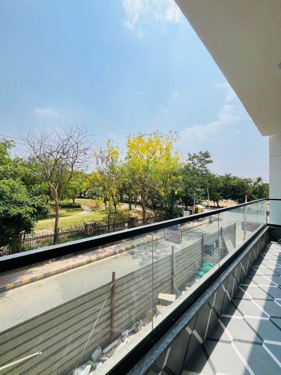  esencia luxury floors Lobby