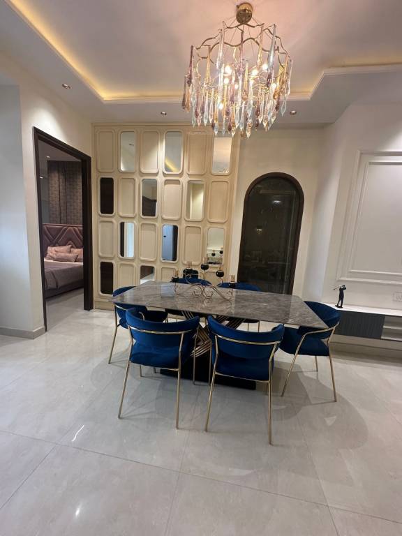  aeren homes Dining Area